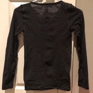Black lulu lemon athletic long sleeve